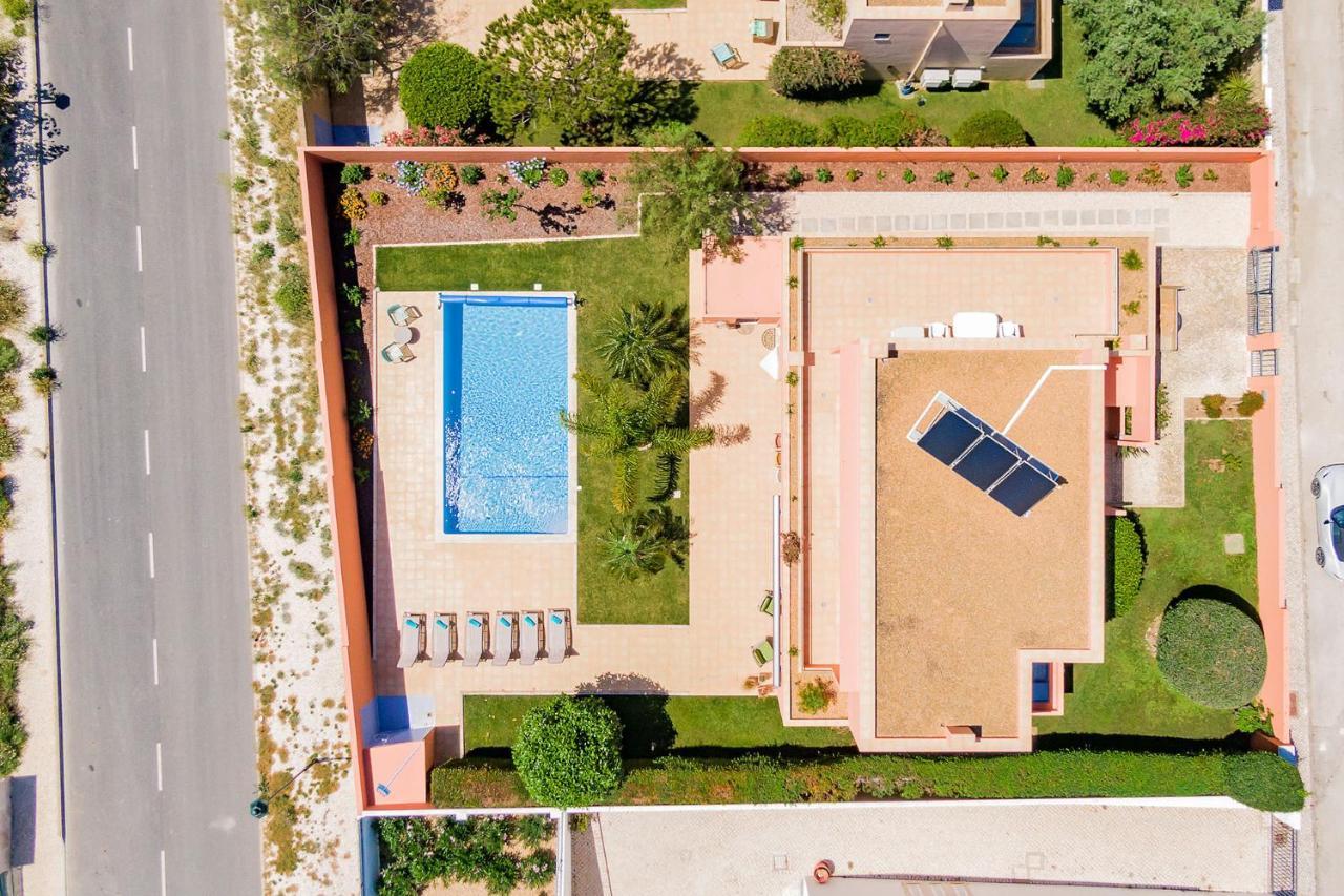 Azevedo 44 By Destination Algarve Villa